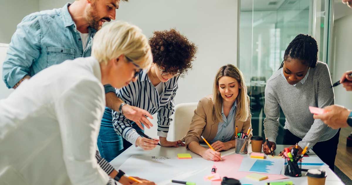 Agência de Marketing ou Equipe Interna? Descubra o que é melhor para a sua empresa